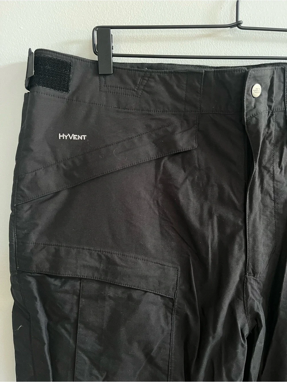 The North Face Men's HyVent Snow Pants Size XL Black Nylon Adjustable Gorpcore